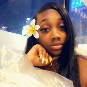 Meet your Posher, Lashae